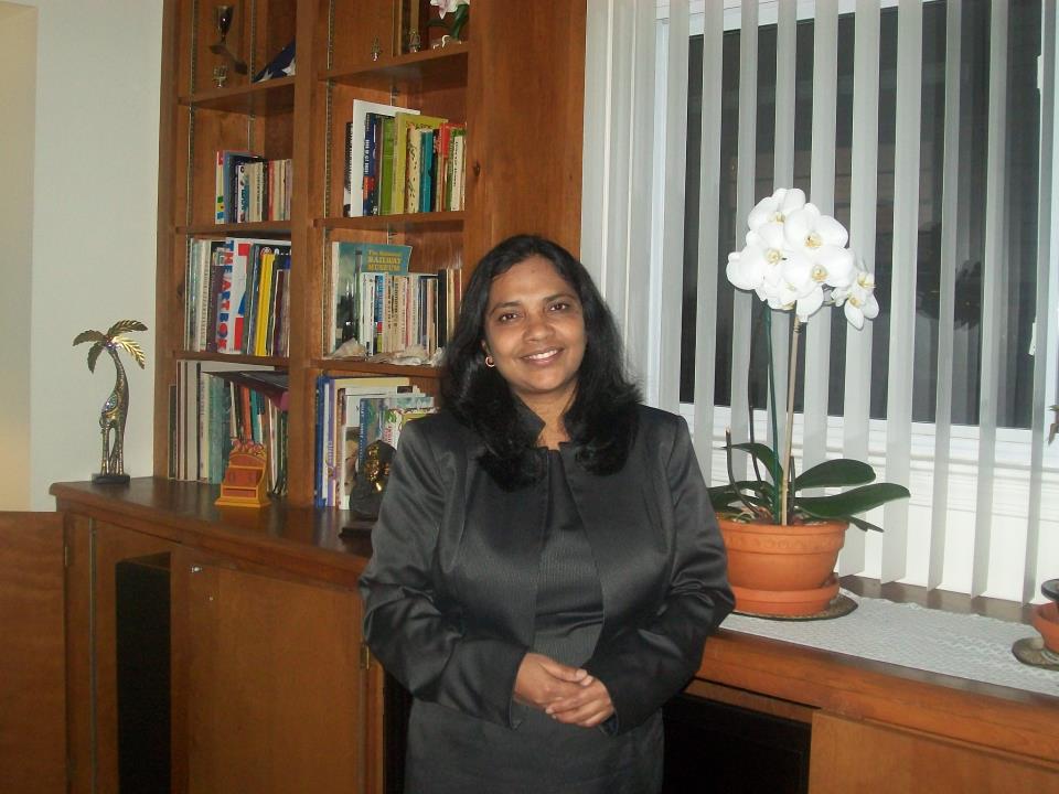 Dr Namita